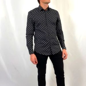 NWOT H&M Black Polka Dotted Slim Fit Button Down
